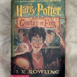 Harry Potter and the Goblet of Fire(paperback)